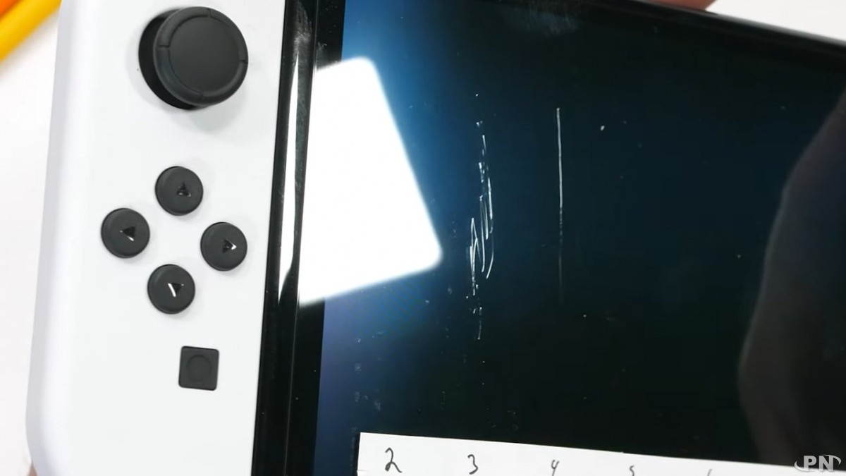 Pensez à protéger l'écran de votre Switch OLED < News < Puissance Nintendo